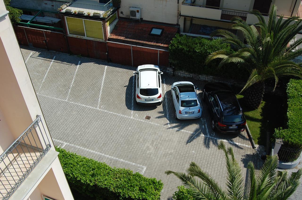 Riviera Residence Marina di Pietrasanta Ngoại thất bức ảnh